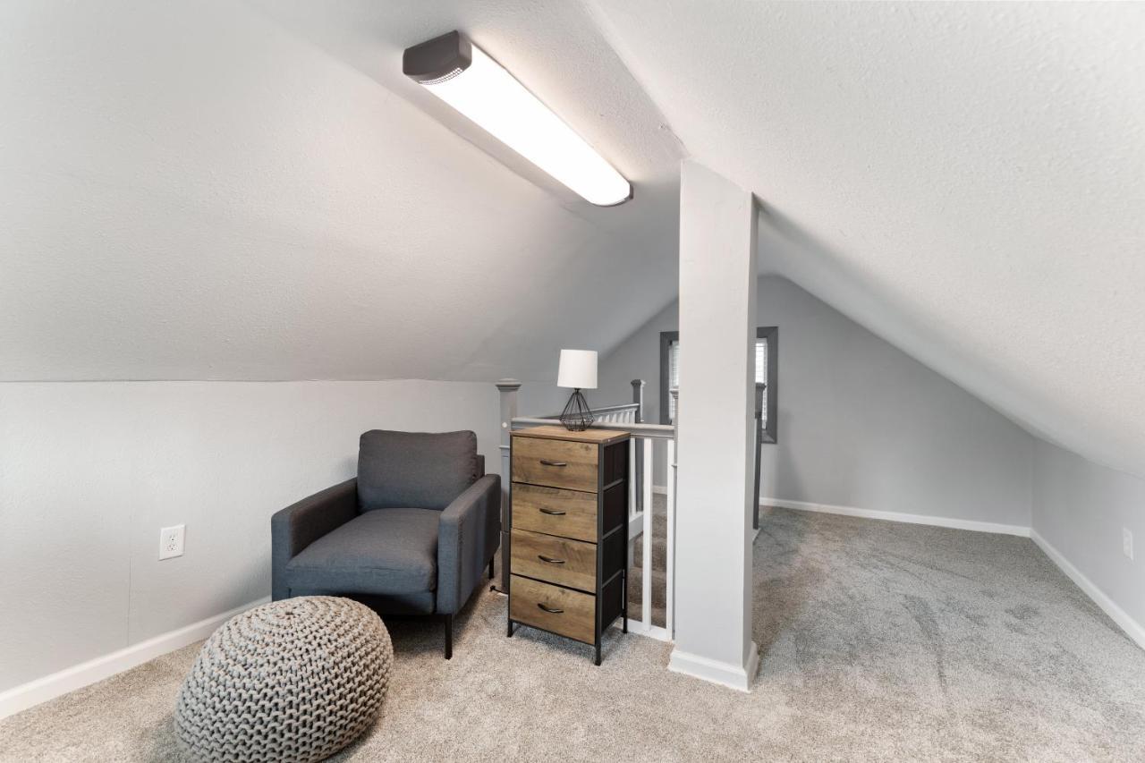 Entire Home Near Msu And Local Hospitals With Fast Wi-Fi & Dedicated Office Λάνσινγκ Εξωτερικό φωτογραφία